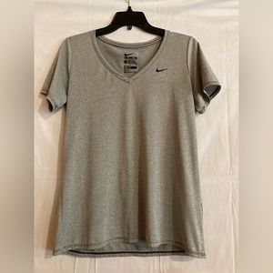 Excellent Condition Nike Dri-Fit Athletic Cut Large Top